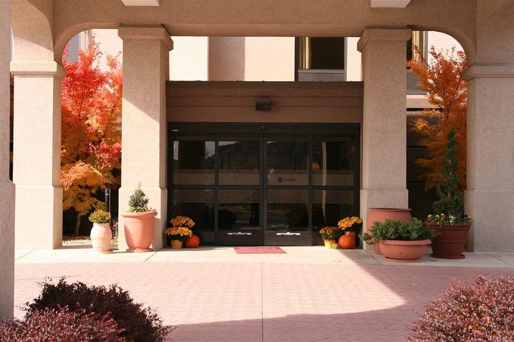 Hampton Inn Waynesboro/Stuarts Draft Fishersville Exterior photo